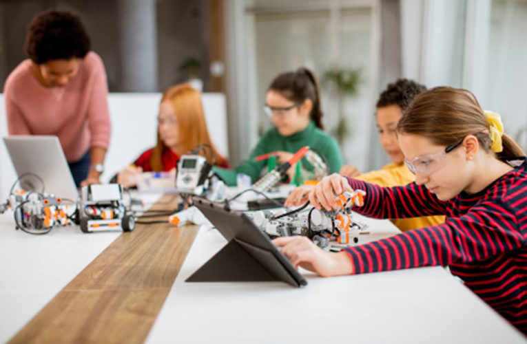 Why girls need more STEM role models
