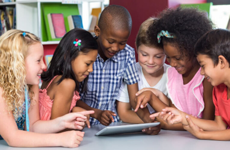 4 ways library media specialists lead digital transformations in districts